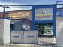 Fakta Pelatih Banting Siswa Saat Selebrasi Menang Futsal di Surabaya