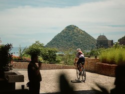 Lintang Flores 2025 Dimulai, Siapa Bisa Taklukkan Lintasan Ekstrim?