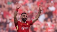 Mohamed Salah kini sudah kemas 185 gol di Liga Inggris, geser Sergio Aguero dan duduk di peringkat kelima (Reuters)