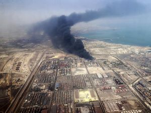 Penampakan dari Udara Ledakan Guncang Pelabuhan Iran