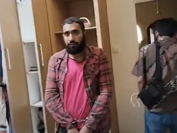 Video Penggeledahan Rumah Pengacara yang Bawa Senpi-Sabu Saat Kecelakaan