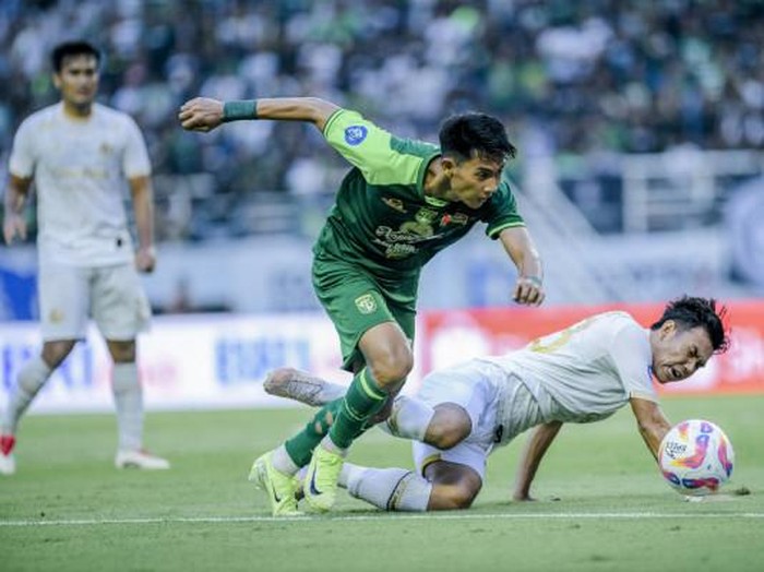 Pertandingan Persebaya Surabaya vs Arema FC