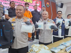 Polda Riau Tangkap Kurir Sabu Rp 12,8 M Jaringan Narkoba Internasional