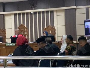 Mbak Ita Tepis Alwin sebagai Representasi Dirinya: Suami Istri Bisa Beda