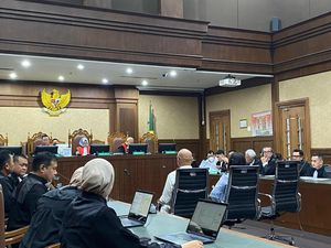 Saksi Bingung Diminta Makelar Zarof Bantu 1 Meter untuk Film Sang Pengadil