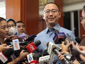 Waka MPR Berharap RI Jangan Mau Ditekan Negara Lain soal QRIS Waka MPR Berharap RI Jangan Mau Ditekan Negara Lain soal QRIS