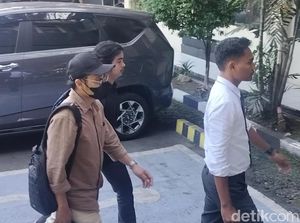 Dokter YA Hadiri Pemanggilan Polresta Malang Kota Dokter YA Hadiri Pemanggilan Polresta Malang Kota