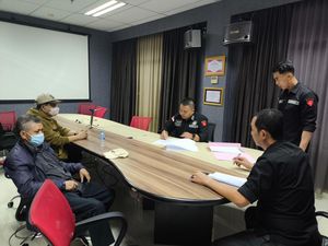 3 DPO Tersangka Korupsi Pengadaan Tanah Bank Kalbar Serahkan Diri!