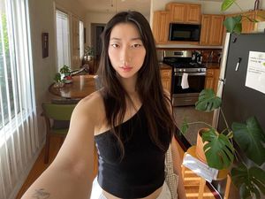 Kisah Wanita Mengaku Buta di Satu Mata Setelah Perawatan Kecantikan di Korea Kisah Wanita Mengaku Buta di Satu Mata Setelah Perawatan Kecantikan di Korea