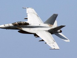 Jet Tempur Andalan AS Jatuh dari Kapal Induk, Rp 1 Triliun Lenyap