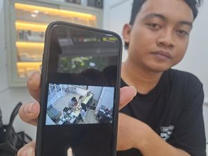 WNA Tukang Gendam Kembali Beraksi, Kali Ini Curi Iphone Pro Max di Jombang WNA Tukang Gendam Kembali Beraksi, Kali Ini Curi Iphone Pro Max di Jombang