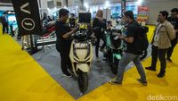 Deretan Motor Listrik Unjuk Gigi di PEVS 2025