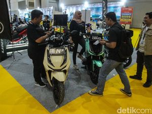 Deretan Motor Listrik Unjuk Gigi di PEVS 2025