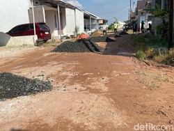 100 Hari Kerja Yamin-Ananda, Jalan-jalan Kompleks di Banjarmasin Diperbaiki