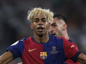 Pesan Iniesta pada Lamine Yamal Pesan Iniesta pada Lamine Yamal