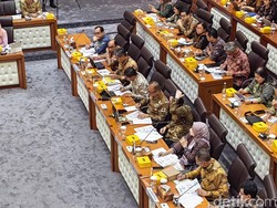 Menperin Beberkan Dampak Ngeri Tarif Trump: Banjir Impor-Gerus Lapangan Kerja