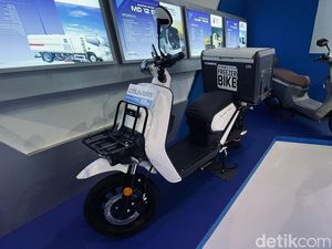 Perusahaan Moeldoko Rilis Motor Listrik Baru, Harga Rp 60 Jutaan! Perusahaan Moeldoko Rilis Motor Listrik Baru, Harga Rp 60 Jutaan!