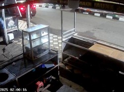 7 Kios di Depan Masjid Terapung Parepare Dibobol Maling, Polisi Selidiki