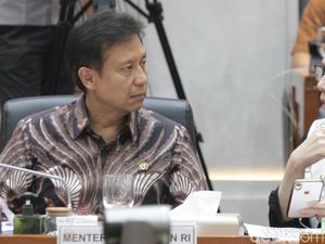 Menkes soal Kasus COVID-19: Naik Sedikit, Belum Seperti Singapura Menkes soal Kasus COVID-19: Naik Sedikit, Belum Seperti Singapura