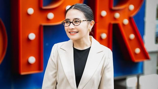 Prilly Latuconsina