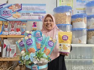Kembang Goyang Ini Bisa Jadi Camilan Sehat untuk Anak Autis Kembang Goyang Ini Bisa Jadi Camilan Sehat untuk Anak Autis