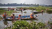 Aksi Bersih-bersih Sungai Citarum Peringati Hari Peduli Sampah Nasional