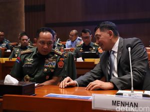Bahas Kesejahteraan Prajurit, Menhan-Panglima TNI Raker Bareng Komisi I DPR