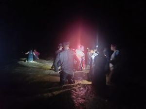 Banjir Bandang Terjang 2 Desa di Boltim gegara Tanggul Jebol, 1 Rumah Hanyut Banjir Bandang Terjang 2 Desa di Boltim gegara Tanggul Jebol, 1 Rumah Hanyut