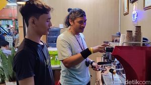 Foto: Belajar Bikin Kopi di Pasar Santa