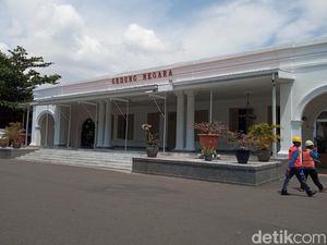 Mengenal Subang Larang yang Namanya Diusulkan untuk Kantor Gubernur Jabar Mengenal Subang Larang yang Namanya Diusulkan untuk Kantor Gubernur Jabar