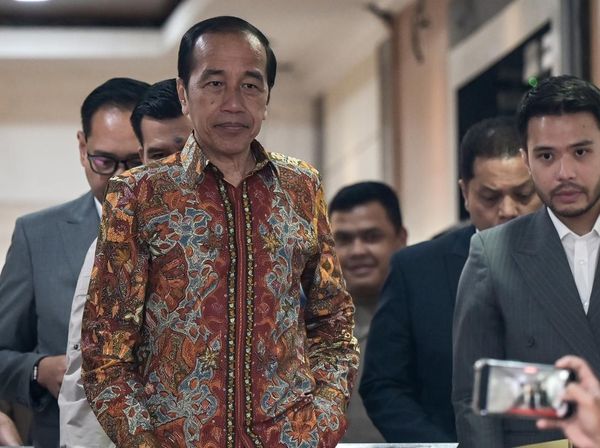 Jokowi Tempuh Jalur Hukum Terkait Isu Ijazah Palsu