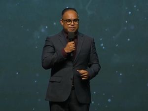 Penolakan Lamaran Kerja Berbau SARA, Flobamora Ingatkan Warga Tak Terprovokasi Penolakan Lamaran Kerja Berbau SARA, Flobamora Ingatkan Warga Tak Terprovokasi