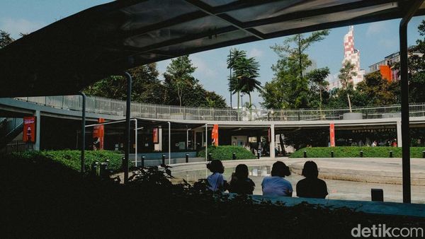 5 Taman di Jakarta yang Kini Buka 24 Jam