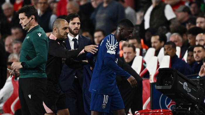 Ousmane Dembele Soccer Football - Champions League - Semi Final - First Leg - Arsenal v Paris Saint Germain - Emirates Stadium, London, Britain - April 29, 2025 Paris St Germains Ousmane Dembele after being substituted REUTERS/Dylan Martinez