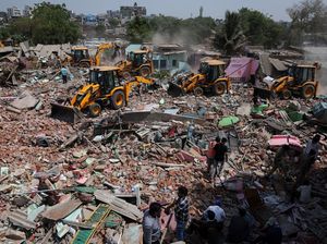 Permukiman Kumuh di Sekitar Danau Chandola India Digusur
