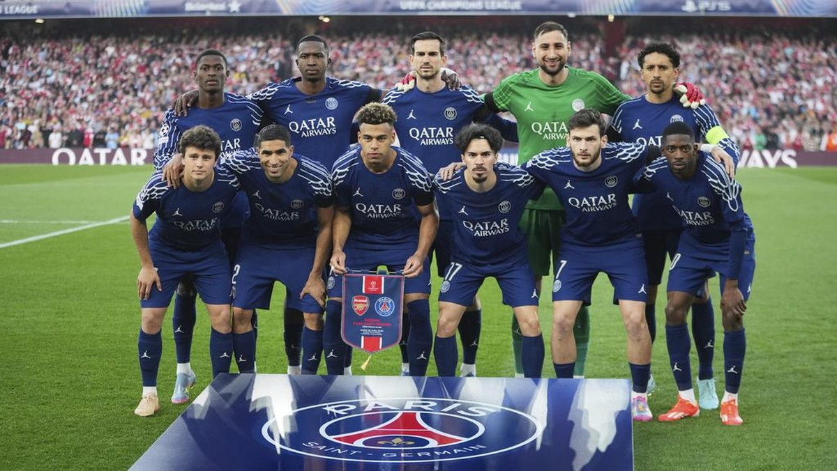 PSG di markas Arsenal. Foto: AP/Kin Cheung