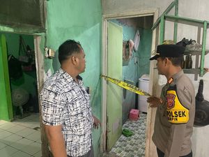 Wanita Ditemukan Tewas di Toilet Rumah di Rumpin Bogor, Diduga Dibunuh Wanita Ditemukan Tewas di Toilet Rumah di Rumpin Bogor, Diduga Dibunuh
