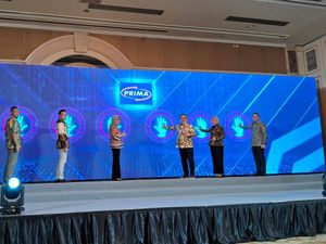 Tarik Tunai Tanpa Kartu Makin Gampang, Kini Bisa Beda Bank Tarik Tunai Tanpa Kartu Makin Gampang, Kini Bisa Beda Bank