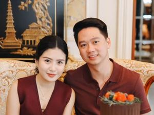 7 Foto Perayaan Anniversary Sederhana Kevin Sanjaya-Valencia Bareng Keluarga 7 Foto Perayaan Anniversary Sederhana Kevin Sanjaya-Valencia Bareng Keluarga