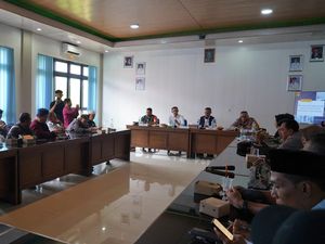 Wabup Bogor Soroti Akses dan UMKM di Kawasan Wisata Gunung Bunder Wabup Bogor Soroti Akses dan UMKM di Kawasan Wisata Gunung Bunder