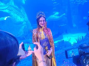 Mimpi Kecil Devi Suamba Jadi Nyata di Ajang Miss Universe Asia 2025 Mimpi Kecil Devi Suamba Jadi Nyata di Ajang Miss Universe Asia 2025