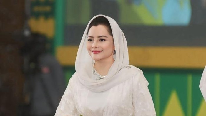 Anggota dewan perwakilan rakyat RI dari Fraksi Gerindra, Novita Wijayanti, Anggota dewan perwakilan rakyat RI dari Fraksi Gerindra, Novita Wijayanti,