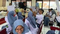 Potret 14 Guru Australia Jalani Pertukaran Budaya dan Pendidikan di Indonesia