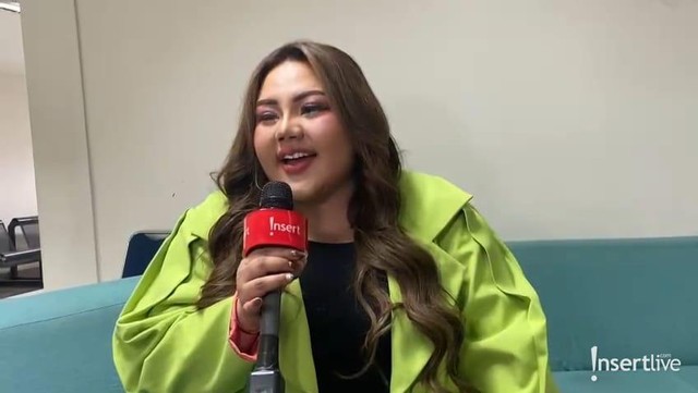 Berita Viral Selebriti dari InsertLive : Terungkap, Ini Tujuan Lisa Mariana Wara-wiri di Podcast hingga TV
