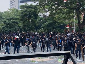 Tokoh Masyarakat Purworejo Kecam Aksi Anarkis Saat Demo Buruh Semarang Tokoh Masyarakat Purworejo Kecam Aksi Anarkis Saat Demo Buruh Semarang