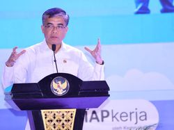 Menaker Yassierli Dorong Kolaborasi untuk Jawab Tantangan Ketenagakerjaan