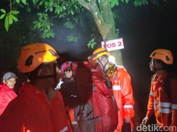 Pendaki Gunung Saeng Bondowoso yang Hilang Diduga Jatuh ke Jurang