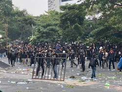 Polda Jateng Bubarkan Kelompok Diduga Anarko yang Ganggu Aksi Damai May Day