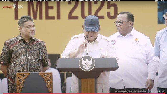 Prabowo di perayaan Hari Buruh di Monas Prabowo di perayaan Hari Buruh di Monas