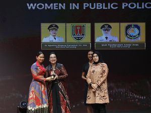 Walkot Semarang Agustina Raih Penghargaan Womens Inspiration Award 2025